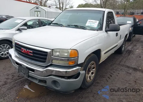 2005 GMC Sierra 1500 z USA, uszkodzony, nr VIN 1GTEC14T45Z260217